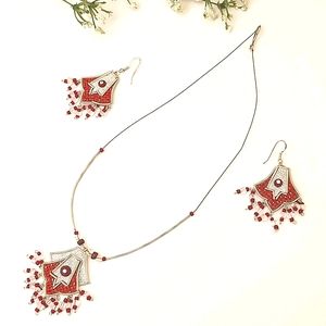 Boho Necklace Set NWOT